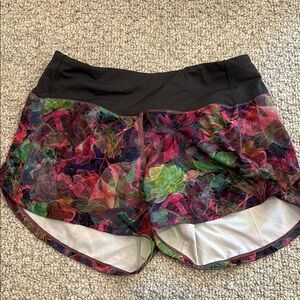 Lululemon Speed Ups sz 4